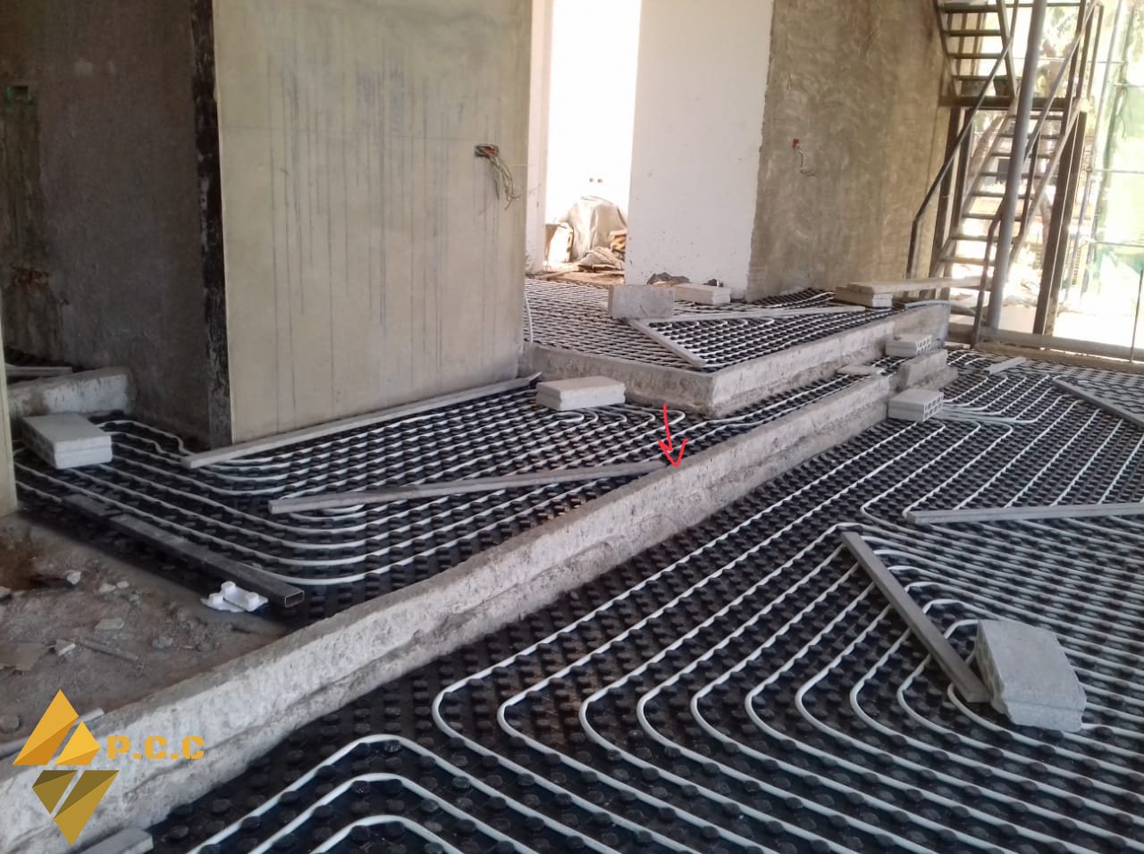 Hydronic heated floor installation